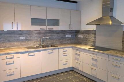 Haus Papenburg - 5 Zimmer, 126 m&sup2;, 900&euro; | Angebot:24830128