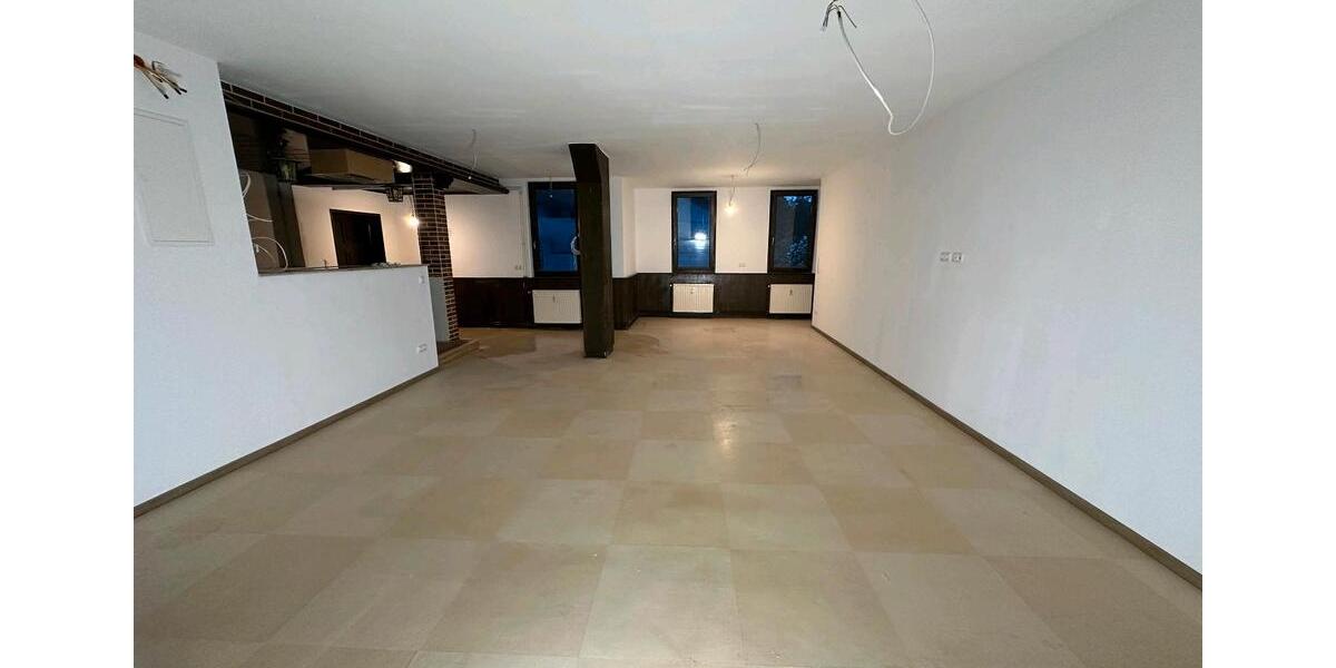 Etagenwohnung Frielendorf - 5 Zimmer, 115 m&sup2;, 900&euro; | Angebot:26479823