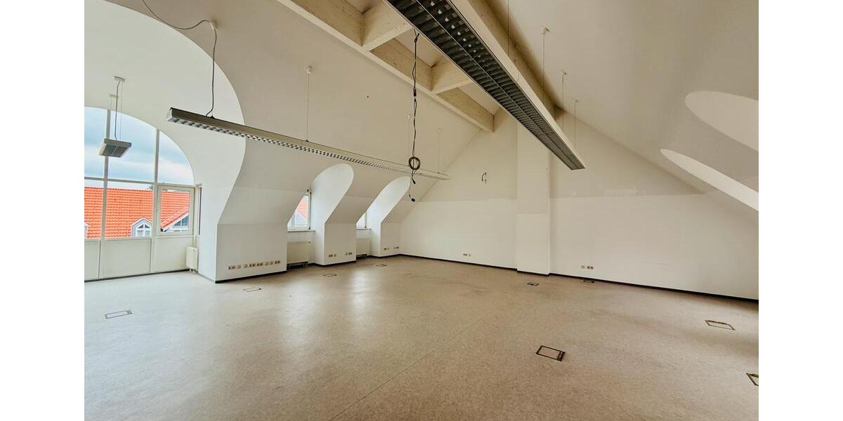 Flexibel Nutzbare Gewerbefläche in optimaler Lage von Schongau zimmer