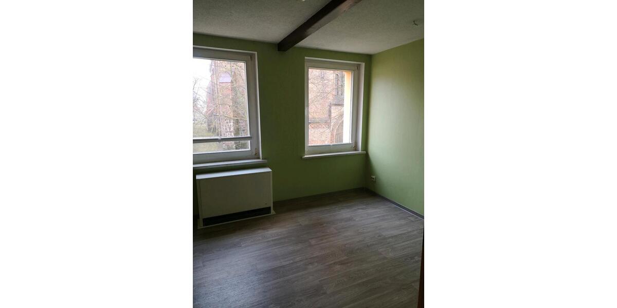 Dachgeschoßwohnung Gartz (Oder) - 3 Zimmer, 72 m&sup2;, 550&euro; | Angebot:25938383