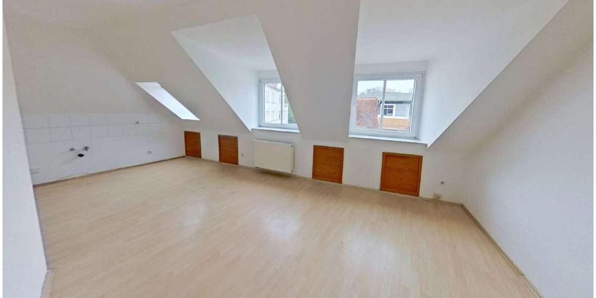 Etagenwohnung Köthen - 1 Zimmer, 30 m&sup2;, 200&euro; | Angebot:26156279