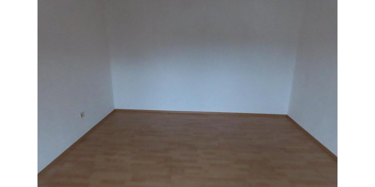 Reihenhaus Marktredwitz - 5 Zimmer, 140 m&sup2;, 1.000&euro; | Angebot:26101611