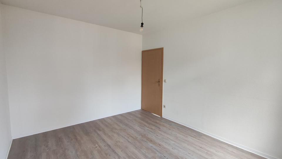 Etagenwohnung Rudolstadt - 3 Zimmer, 68 m&sup2;, 525&euro; | Angebot:25918461
