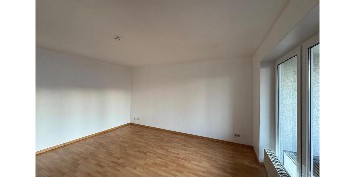 Etagenwohnung Schönefeld - 3 Zimmer, 84 m&sup2;, 1.087&euro; | Angebot:24827634