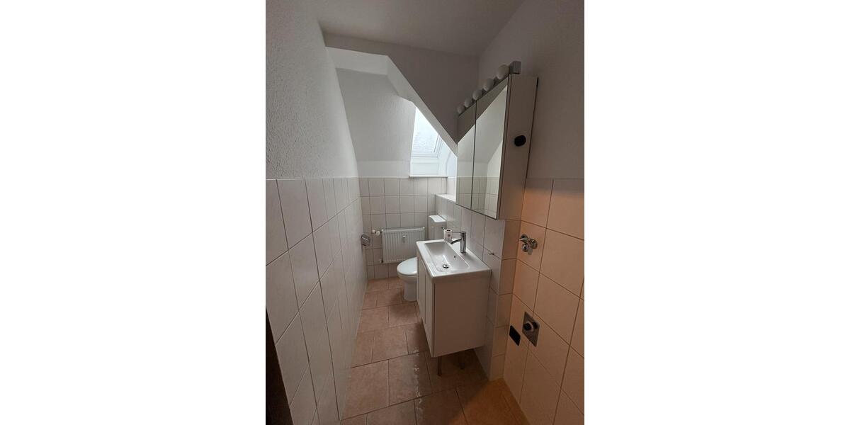 Dachgeschoßwohnung Wesenberg - 2 Zimmer, 50 m&sup2;, 460&euro; | Angebot:24704407