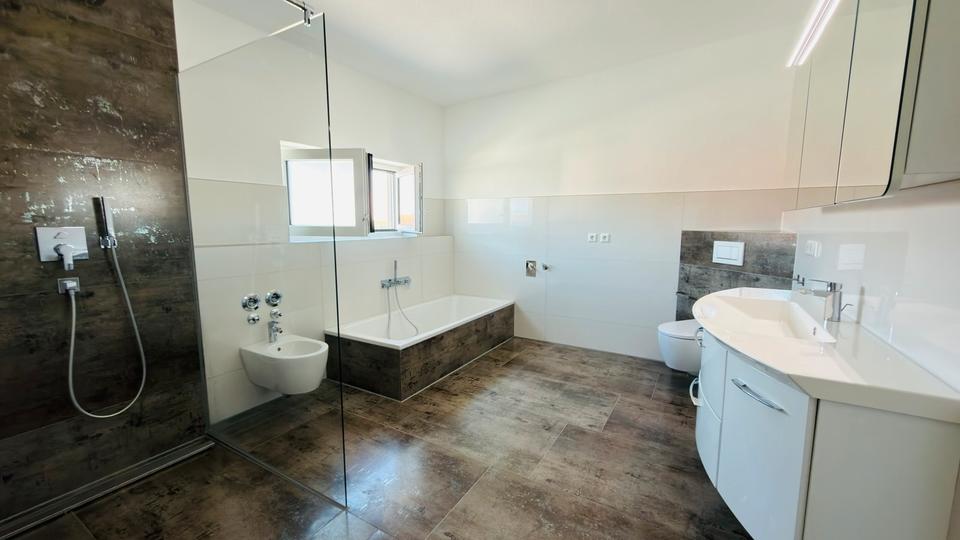 Einfamilienhaus Künzelsau - 3 Zimmer, 127 m&sup2;, 1.750&euro; | Angebot:24864803