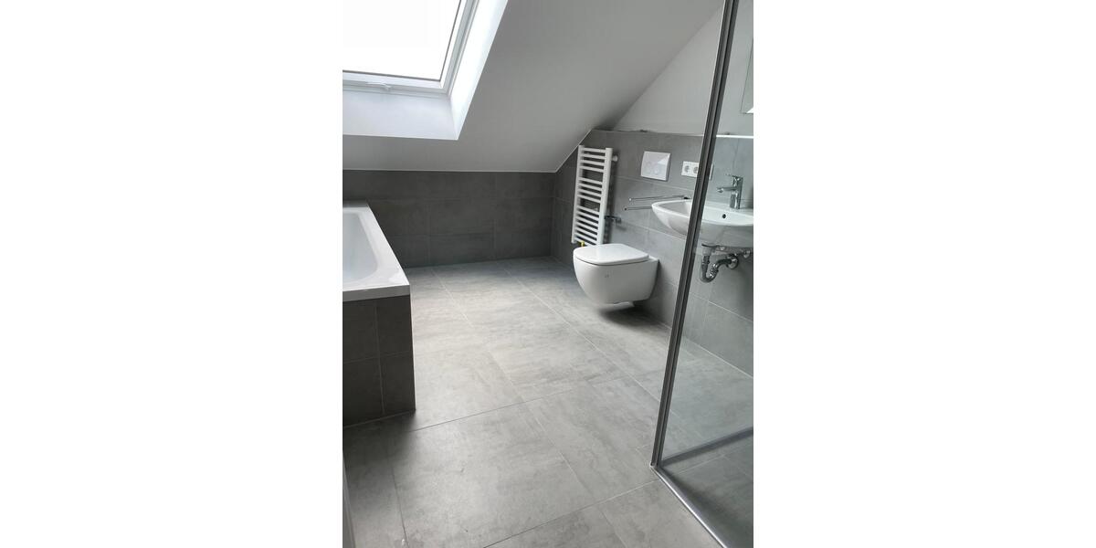 Dachgeschoßwohnung Bad Windsheim - 3 Zimmer, 73 m&sup2;, 850&euro; | Angebot:26296551