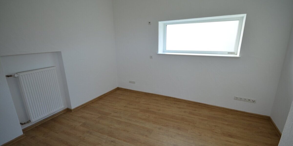 Eine wunderschoene Altbauwohnung in zentraler Stadtlage. - Erdgeschoßwohnung Neustadt Kernstadt | Angebot:20827926