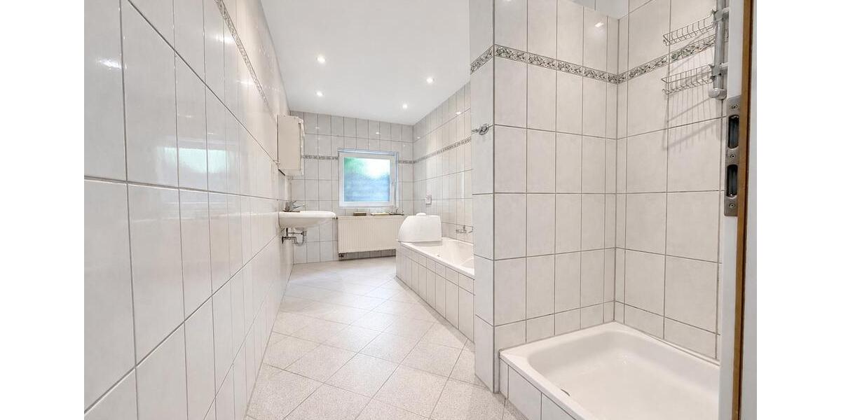 Erdgeschoßwohnung Herford Diebrock - 3 Zimmer, 118 m&sup2;, 1.130&euro; | Angebot:26680728