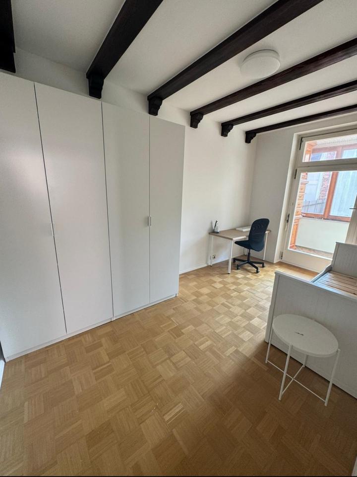 Oberwiehre: WG Zimmer möbiliert zimmer