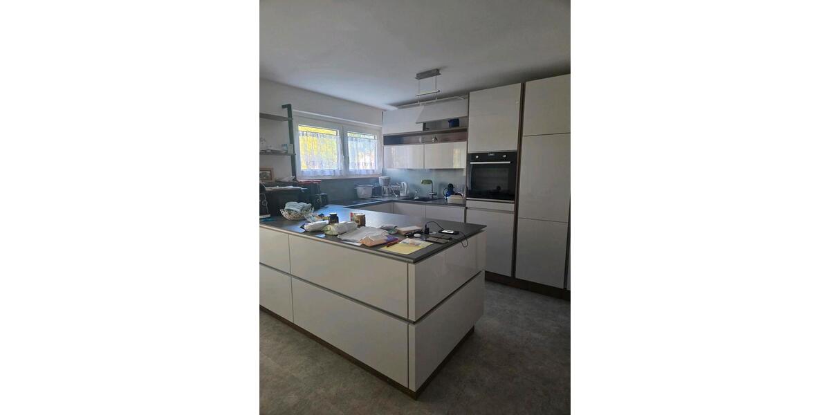 Erdgeschoßwohnung Backnang - 4 Zimmer, 84 m&sup2;, 1.450&euro; | Angebot:23674205