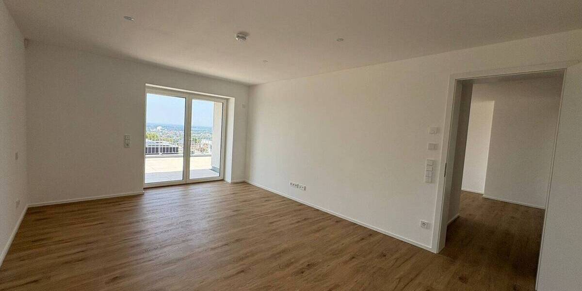 Etagenwohnung Weinheim - 3 Zimmer, 114 m&sup2;, 2.100&euro; | Angebot:23959169