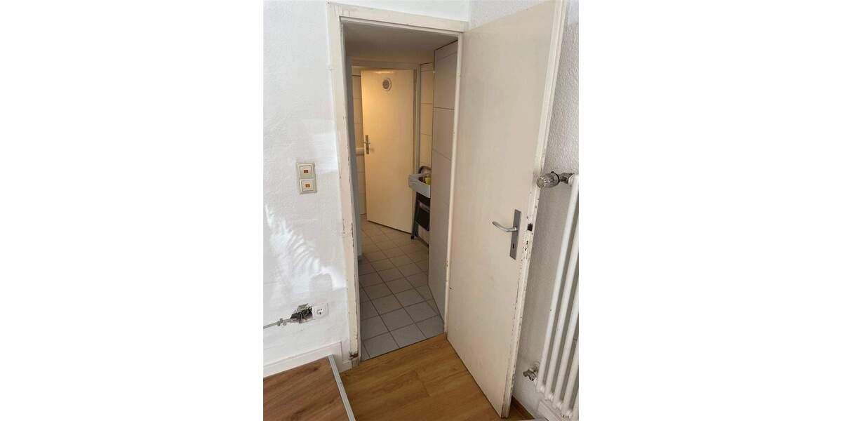 Charmantes Ladenlokal - ideal als Agentur- Vericherungsbüro (renoviert) 1 zimmer