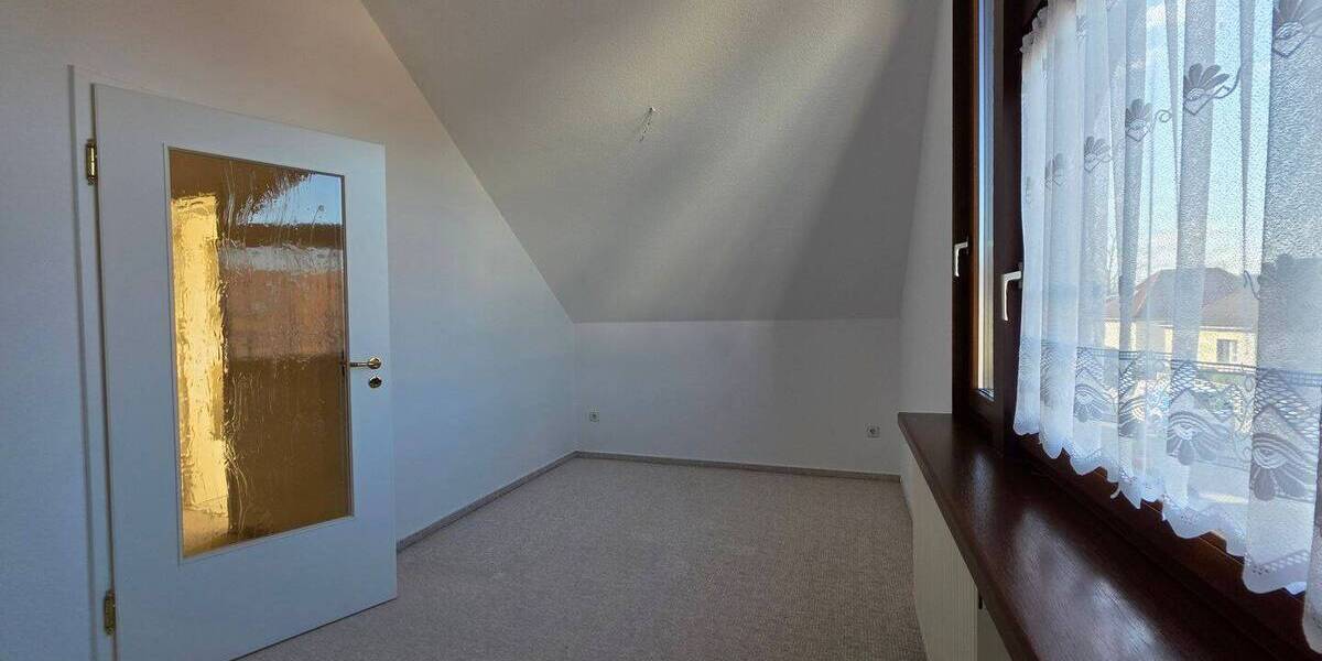 Einfamilienhaus Berlin Alt-Hohenschönhausen - 4 Zimmer, 130 m&sup2;, 2.300&euro; | Angebot:26142633