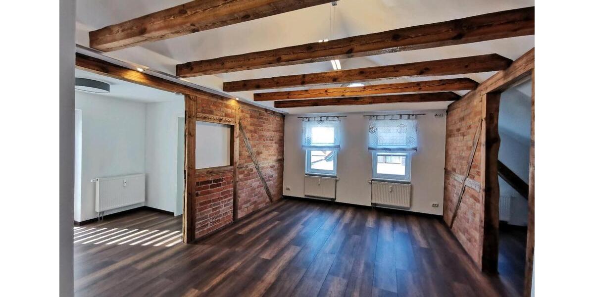 Dachgeschoßwohnung Elsterwerda - 4 Zimmer, 115 m&sup2;, 979&euro; | Angebot:25893670