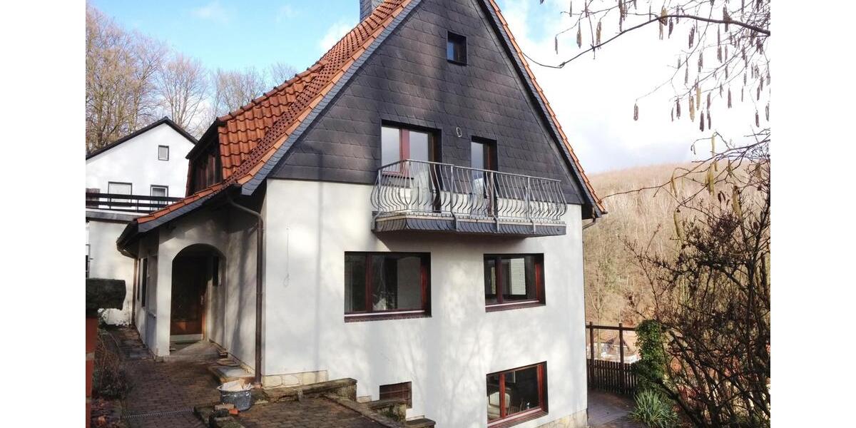 Für zwei Generationen geeignet! Ruhige Lage! Für Naturfreunde! Mit Garage und Garten! 6 zimmer