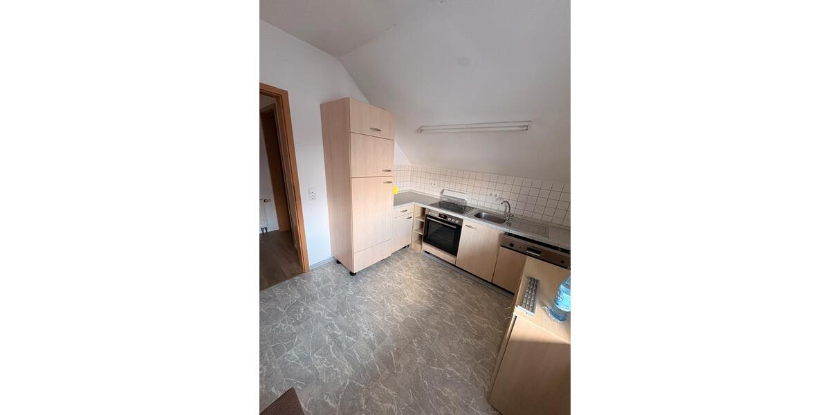 Dachgeschoßwohnung Betzdorf - 2 Zimmer, 60 m&sup2;, 640&euro; | Angebot:24795435