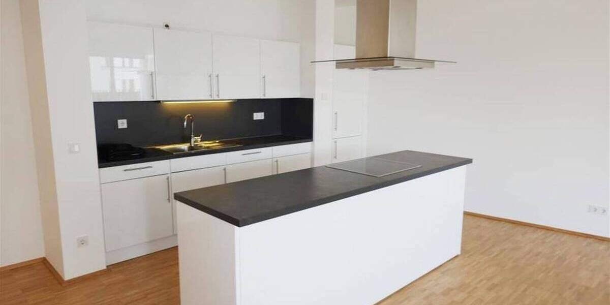 Etagenwohnung Mönchengladbach Stadtmitte - 4 Zimmer, 128 m&sup2;, 1.714&euro; | Angebot:26453952