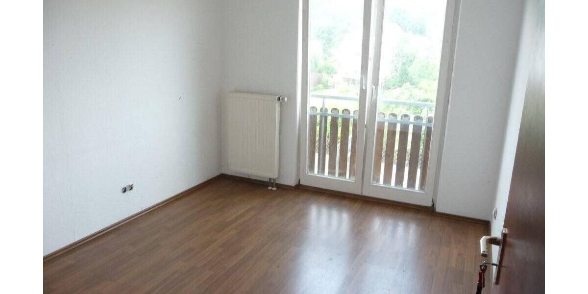 Etagenwohnung Bodenwerder - 3 Zimmer, 77 m&sup2;, 470&euro; | Angebot:26187862