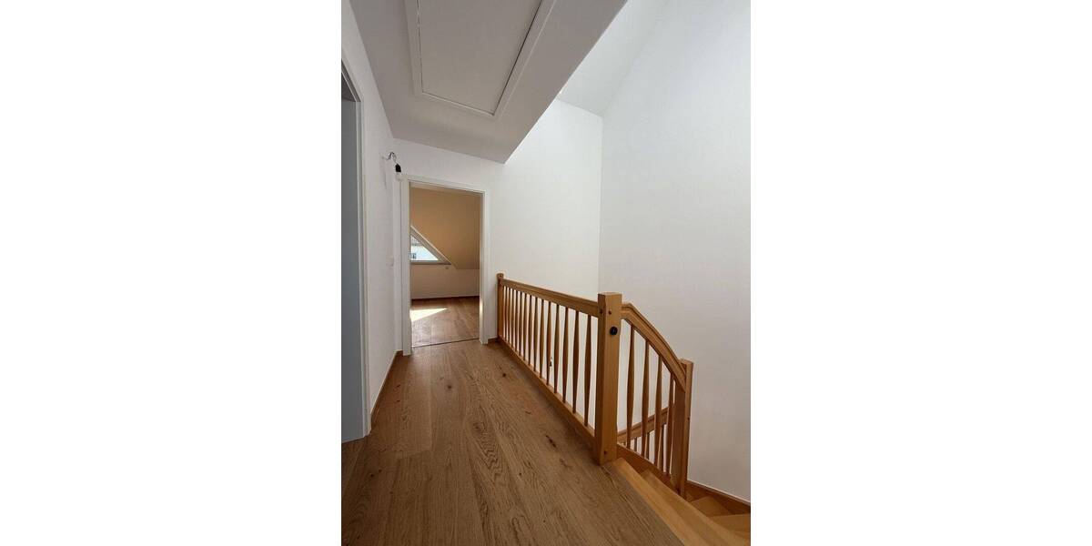 Doppelhaushälfte mit Carport - Erstbezug nach Sanierung 3 zimmer