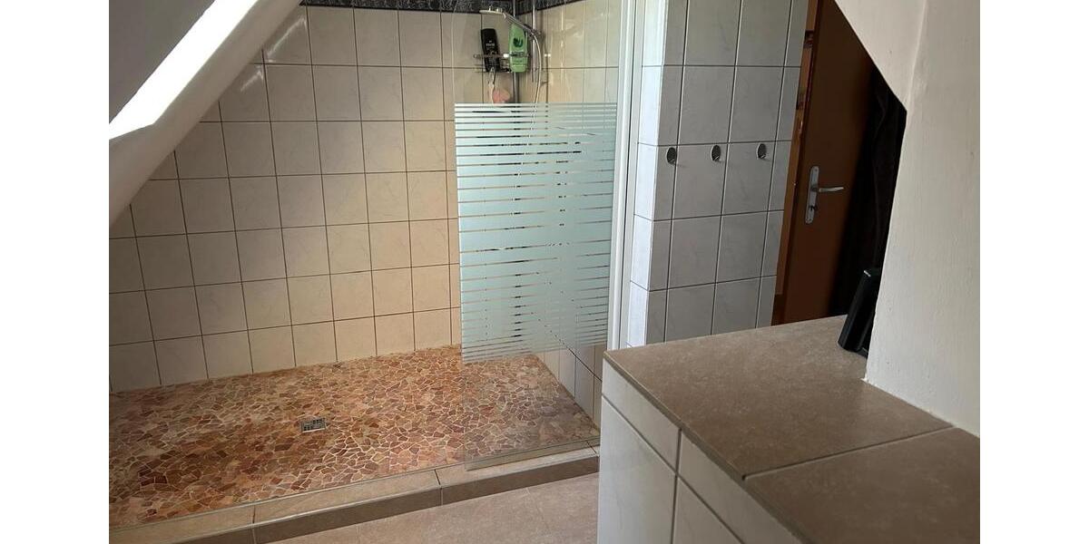 Dachgeschosswohnung Riegelsberg 2 zimmer