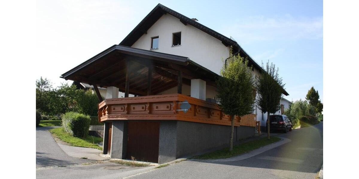 Erdgeschoßwohnung Patersdorf - 3 Zimmer, 107 m&sup2;, 630&euro; | Angebot:25146434