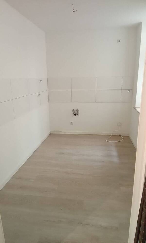renovierte, helle 1 Zimmer Wohnung in guter Lage von Dresden Neustadt in gepflegtem Wohnhaus