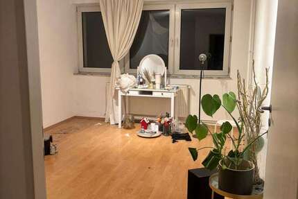 Wohnung Frankfurt Bockenheim - 1 Zimmer, 38 m&sup2;, 540&euro; | Angebot:27308705