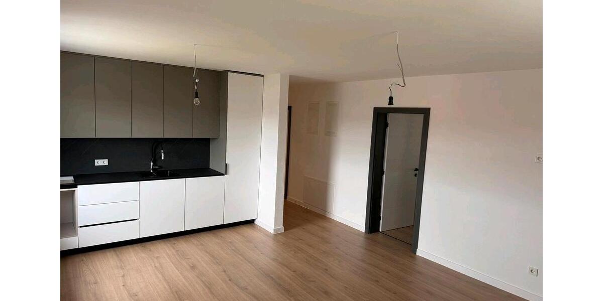 Erdgeschoßwohnung Mühlacker - 3 Zimmer, 70 m&sup2;, 1.380&euro; | Angebot:24535008