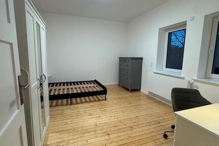 Kernsaniertes und möbliertes WG-Zimmer zentral in Osnabrück 5 zimmer