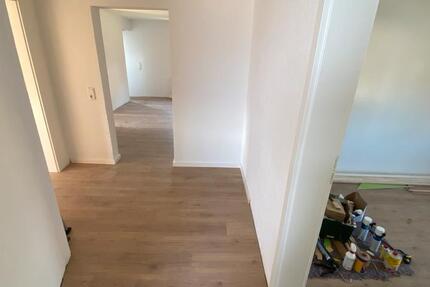 Wohnung Ennepetal - 4 Zimmer, 90 m&sup2;, 810&euro; | Angebot:25061913