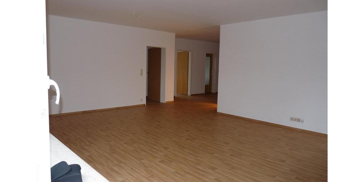 Etagenwohnung Bad Fallingbostel - 4 Zimmer, 100 m&sup2;, 860&euro; | Angebot:25137143