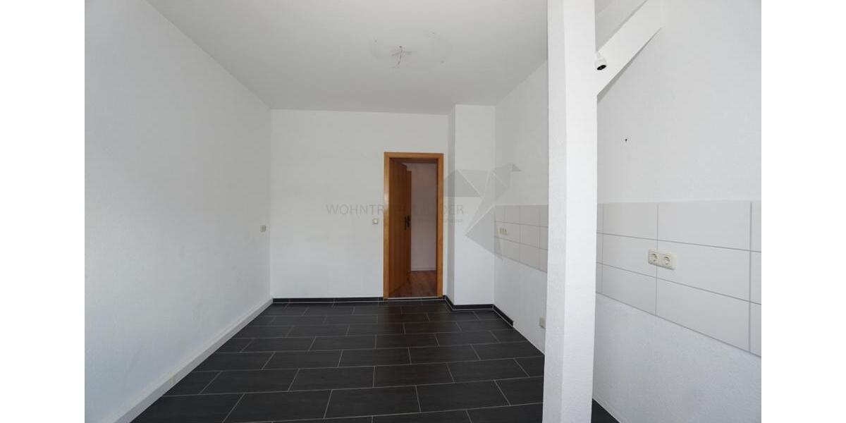Dachgeschoßwohnung Zwickau - 1 Zimmer, 59 m&sup2;, 369&euro; | Angebot:26038804
