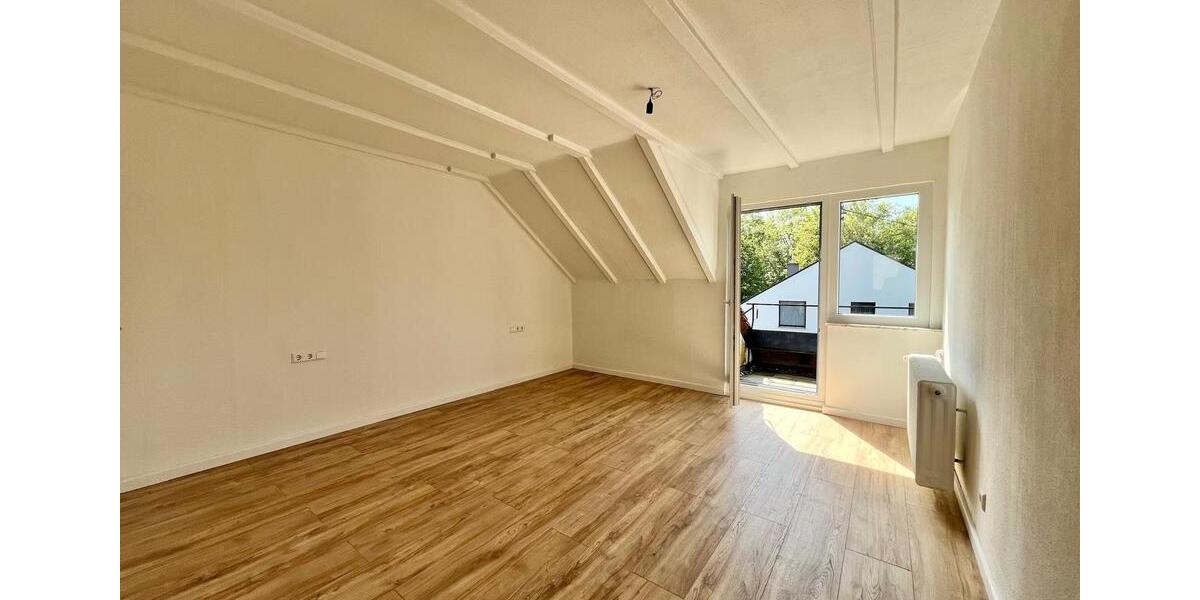 Dachgeschoßwohnung Überlingen - 2 Zimmer, 63 m&sup2;, 1.200&euro; | Angebot:25055275