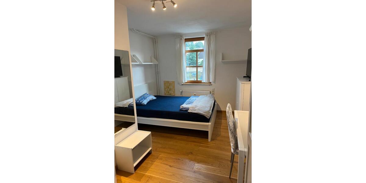 Wohnen auf Zeit Engelsbrand - 1 Zimmer, 21 m&sup2;, 450&euro; | Angebot:26224657