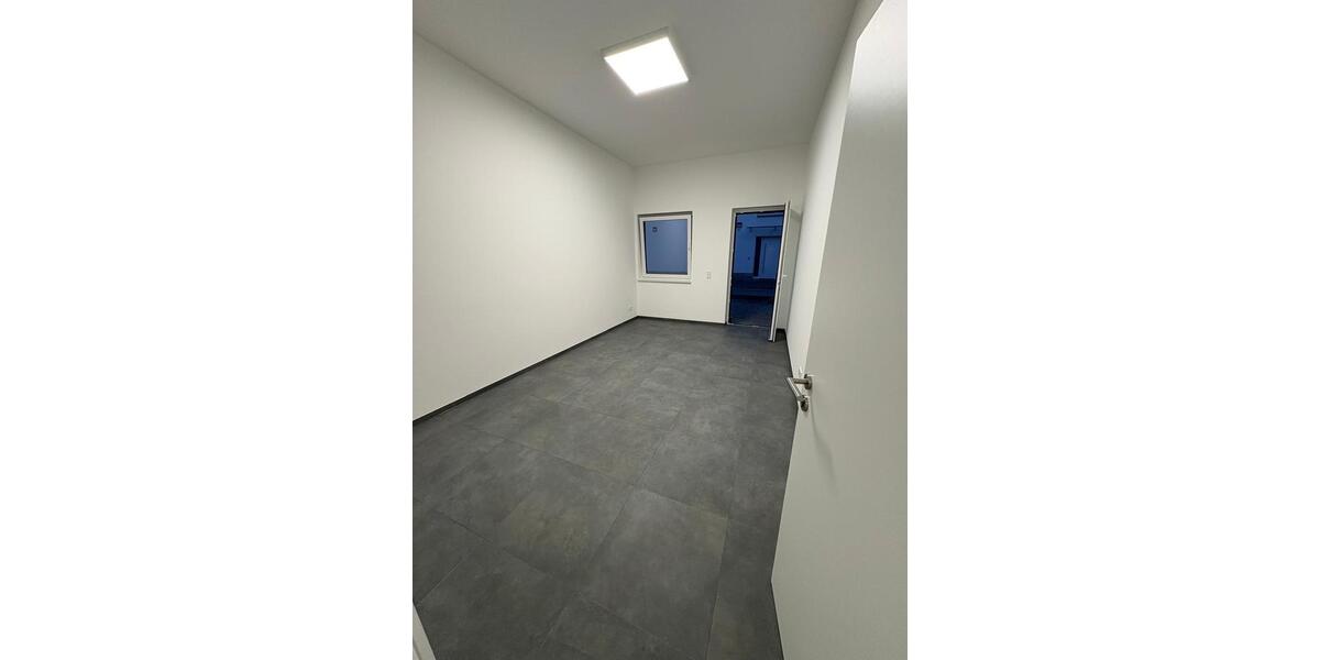 Gewerbeobjekt Bad Lippspringe - 1.200&euro; | Angebot:24846500