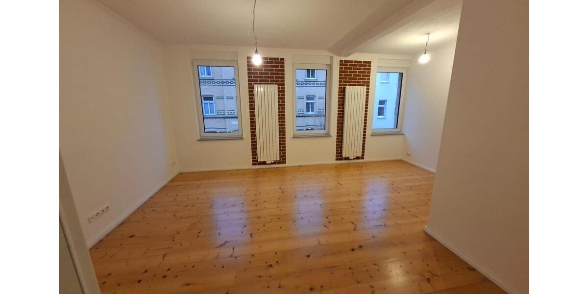 Etagenwohnung Schönebeck (Elbe) - 4 Zimmer, 106 m&sup2;, 800&euro; | Angebot:25052594