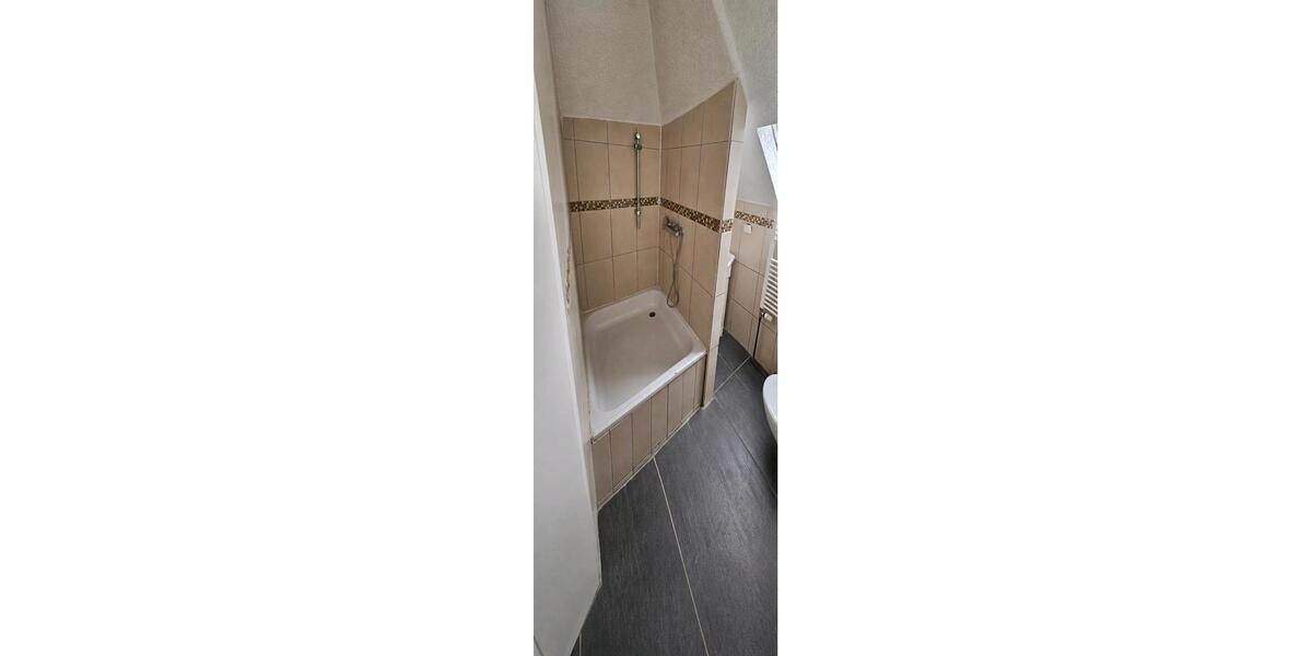 Dachgeschoßwohnung Flörsheim am Main - 2 Zimmer, 50 m&sup2;, 750&euro; | Angebot:26507560