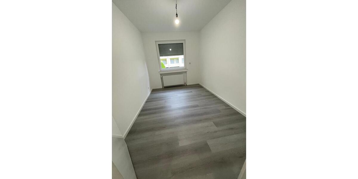Hochparterre Krefeld Gartenstadt - 3 Zimmer, 73 m&sup2;, 980&euro; | Angebot:26612546