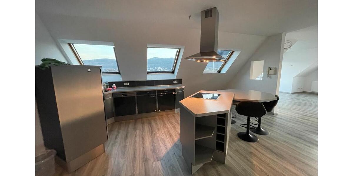 Dachgeschoßwohnung Haiger - 2 Zimmer, 100 m&sup2;, 1.250&euro; | Angebot:25233669