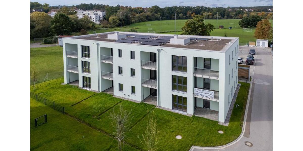 Neubau (Erstbezug!) BARRIEREFREI und seniorengerechte moderne 2-Zimmer-Wohnung in Roth mit Loggia, zentral aber im Grünen 2 zimmer