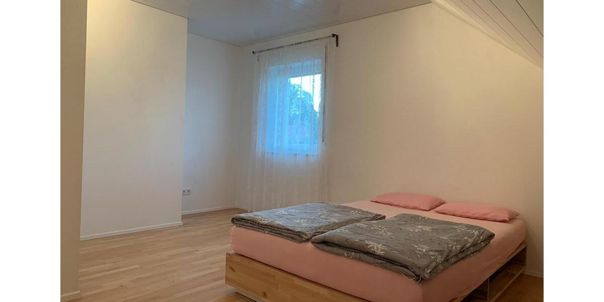 Dachgeschoßwohnung Ellwangen (Jagst) - 2 Zimmer, 66 m&sup2;, 620&euro; | Angebot:25418084