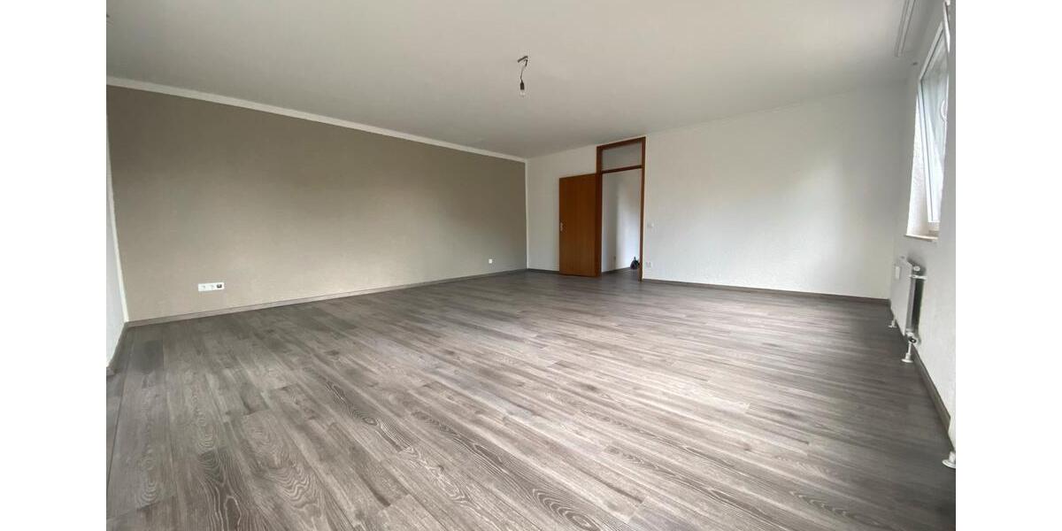 Etagenwohnung Wuppertal - 2 Zimmer, 73 m&sup2;, 799&euro; | Angebot:27617605