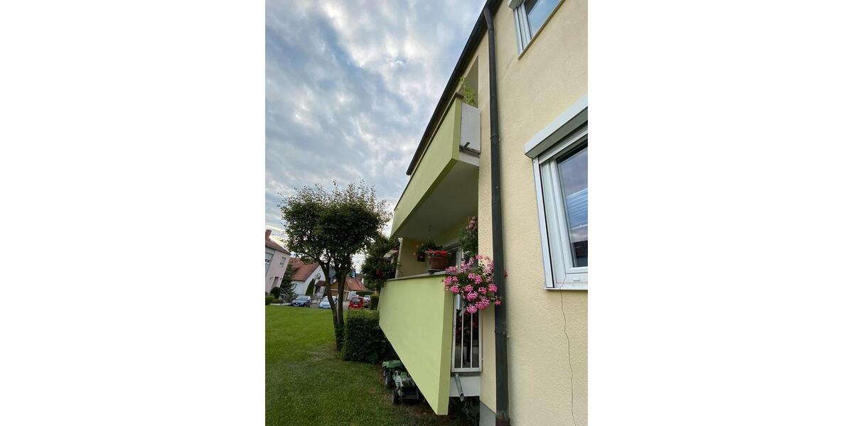 Etagenwohnung Feuchtwangen - 3 Zimmer, 74 m&sup2;, 700&euro; | Angebot:26019897