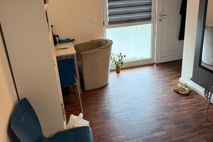 Möblierte 1-Zimmer-Wohnung zimmer