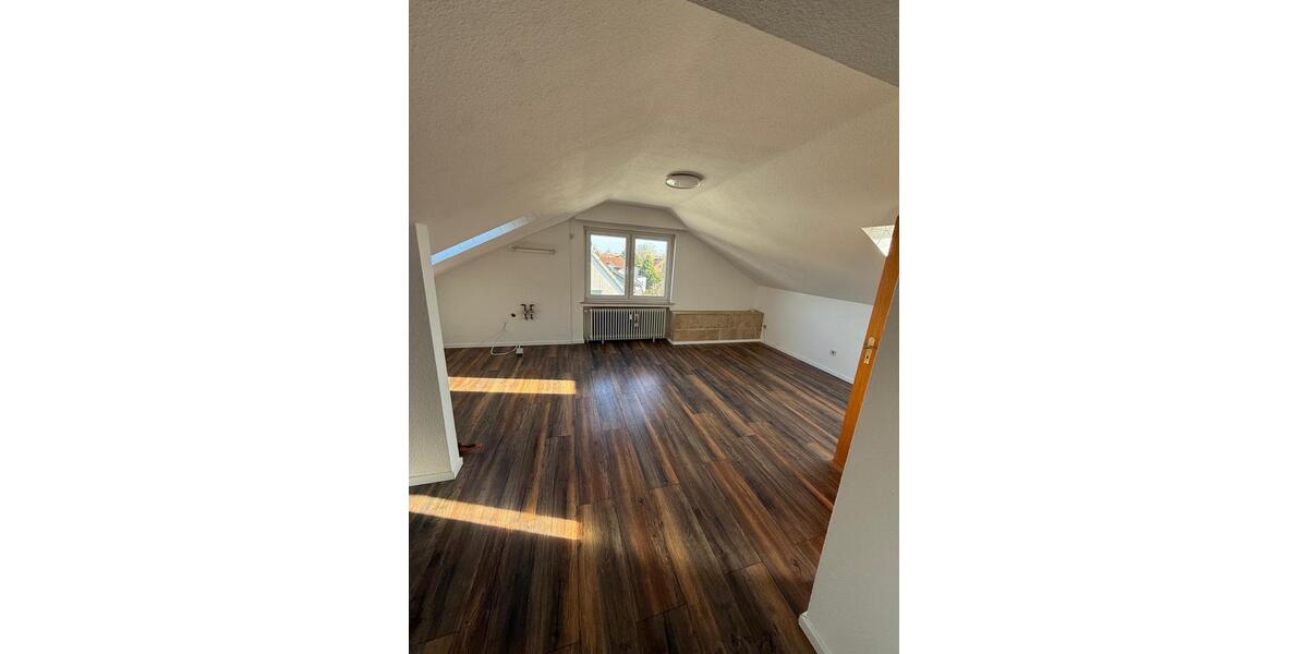 Dachgeschoßwohnung Wunstorf - 2 Zimmer, 64 m&sup2;, 740&euro; | Angebot:25139697