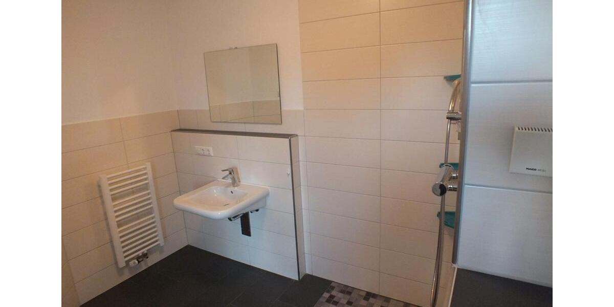 Etagenwohnung Schweich - 2 Zimmer, 65 m&sup2;, 650&euro; | Angebot:26039890