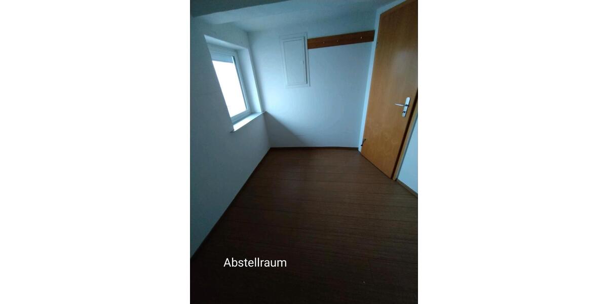 Etagenwohnung Göttingen Elliehausen / Esebeck - 4 Zimmer, 96 m&sup2;, 800&euro; | Angebot:26272832