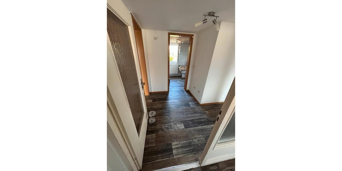 Etagenwohnung Burghaun - 4 Zimmer, 100 m&sup2;, 625&euro; | Angebot:26279473