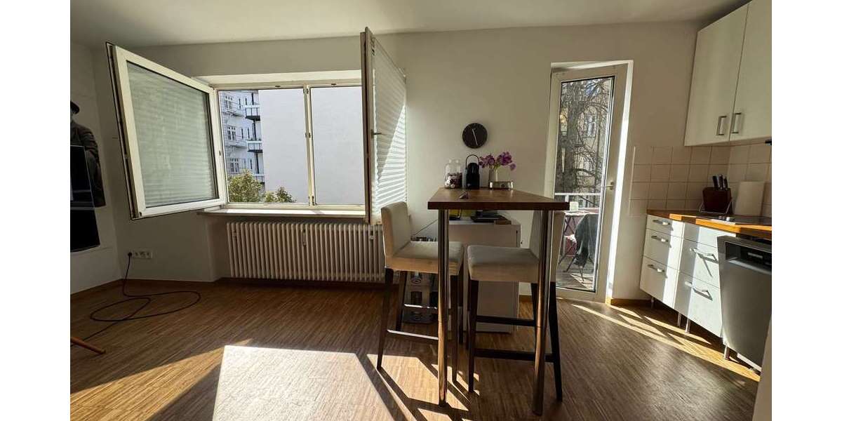 Etagenwohnung München Schwabing - 1 Zimmer, 33 m&sup2;, 1.100&euro; | Angebot:25902758